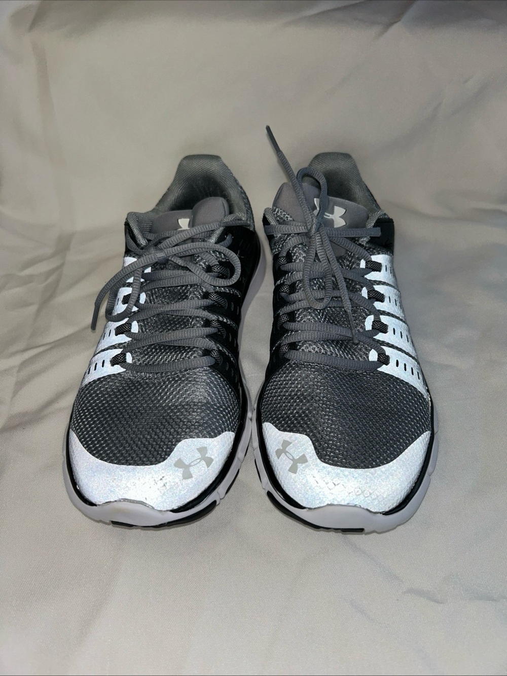 Under Armour Men's Black and Gray Athletic Running Shoes